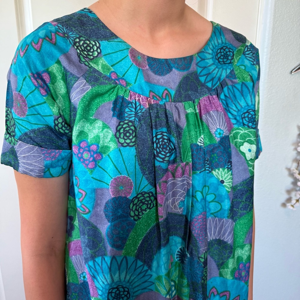 VINTAGE 60s 70s made in Hawaii EXOTICAL vibrant blue aqua green dress S M L muu - Picture 6 of 10